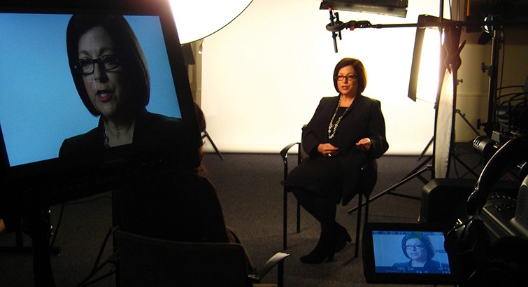 Master Eyelines in Film & Video Production: Direct Your Audience s Attention