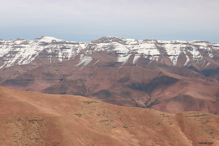 Behind the Scenes: Hannah Beachler Designs Wakanda s Afrofuturistic Sets for Black Panther