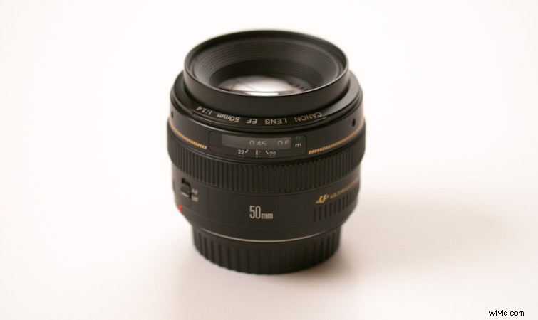 Ultimate Guide: How to Create Stunning Bokeh Effects in Video Footage