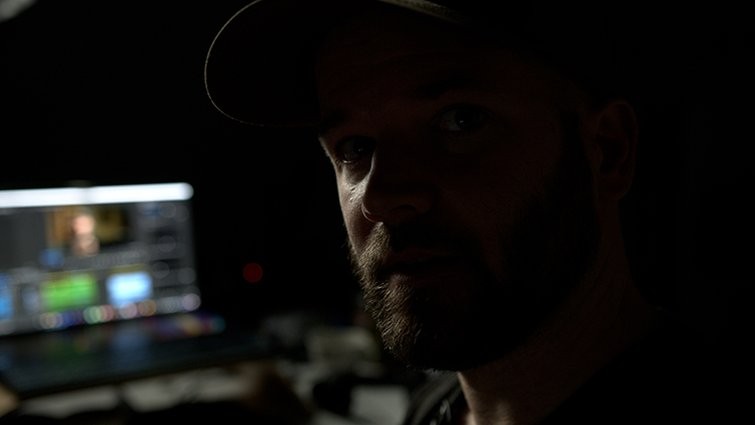 8 Proven Techniques to Heighten Tension and Scare Factor in Film Scenes