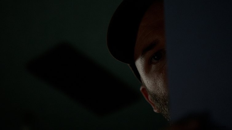 8 Proven Techniques to Heighten Tension and Scare Factor in Film Scenes