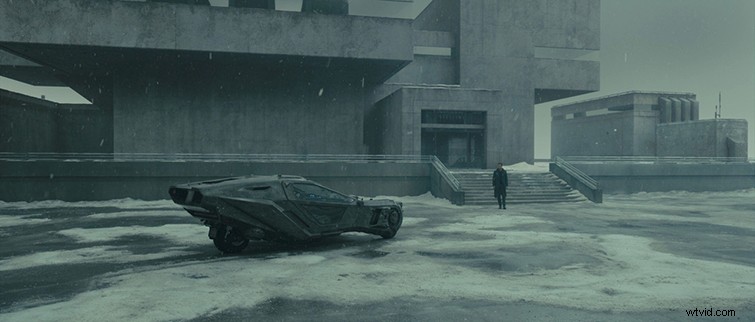 Blade Runner 2049: Denis Villeneuve s Masterclass in Color Theory and Cinematography