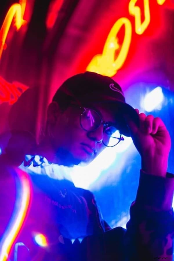 Master Neon Light Photography: Expert Tips for Capturing Stunning Neon Shots