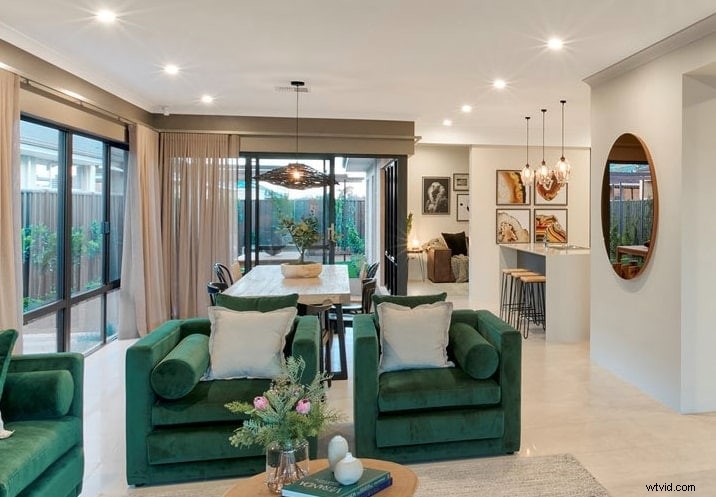 10 Proven Real Estate Video Marketing Examples (Top Video Software Included)