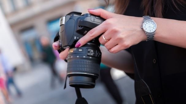 10 Proven Real Estate Video Marketing Examples (Top Video Software Included)