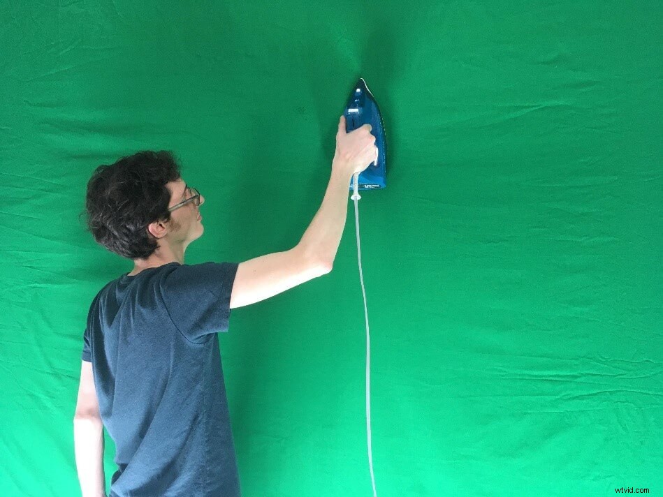 Expert Guide: Choosing Perfect Lighting for Green Screen Success