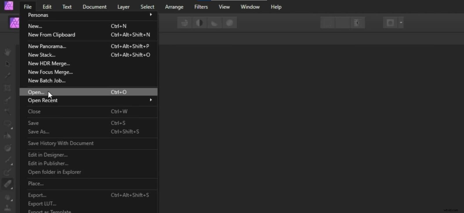 How to Create Stunning Cyberpunk-Style Videos with Glitch Effects on Mac