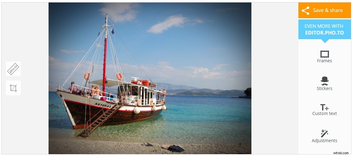 How to Add a Professional Vignette Effect to Your Photos Online