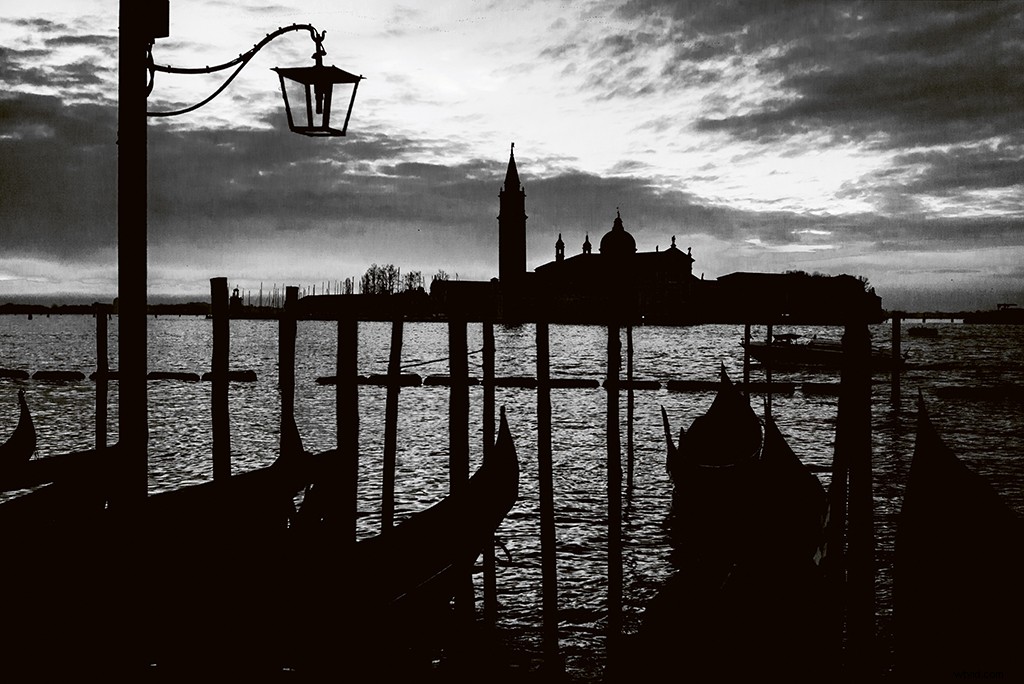 Master Black & White Photography: Train Your Eye to See in Monochrome