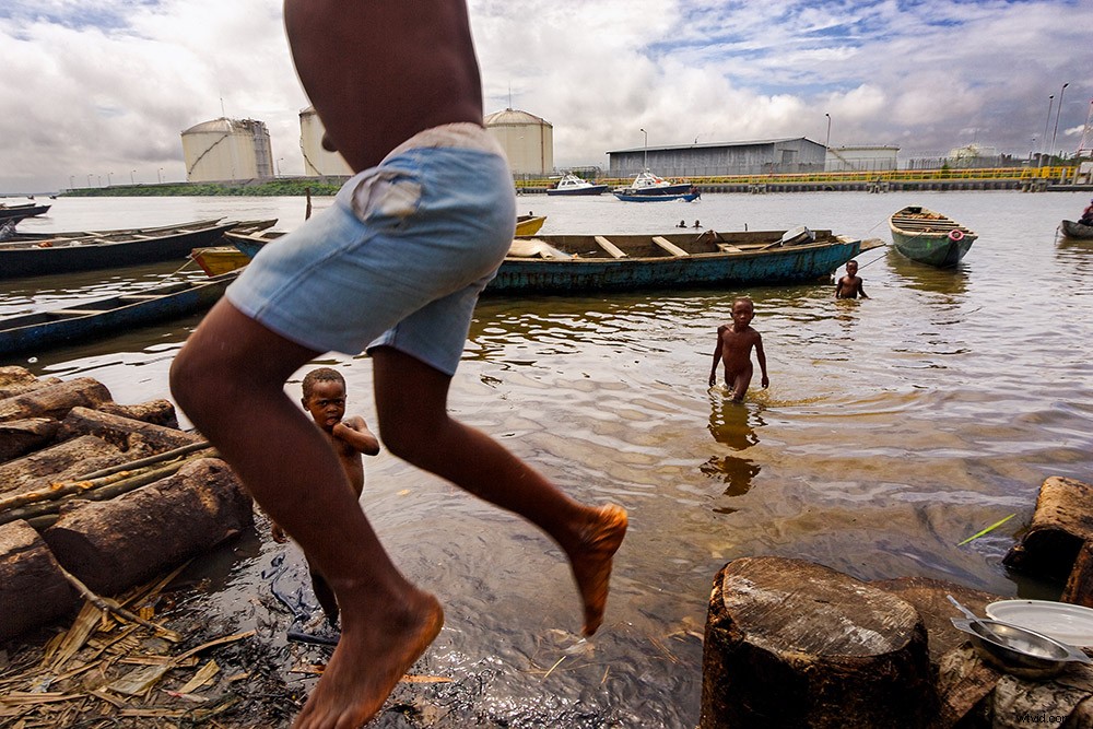 Ed Kashi s  Abandoned Moments : 40 Years of Global Photojournalism