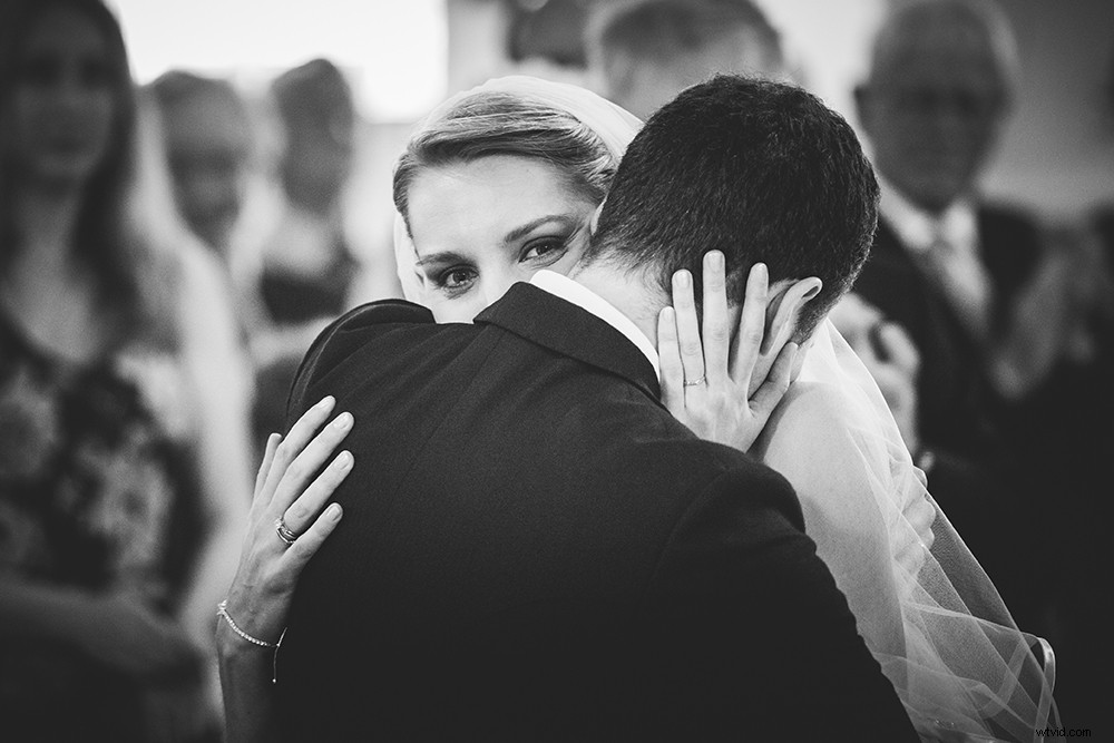 10 Essential Wedding Photos Every Photographer Must Capture