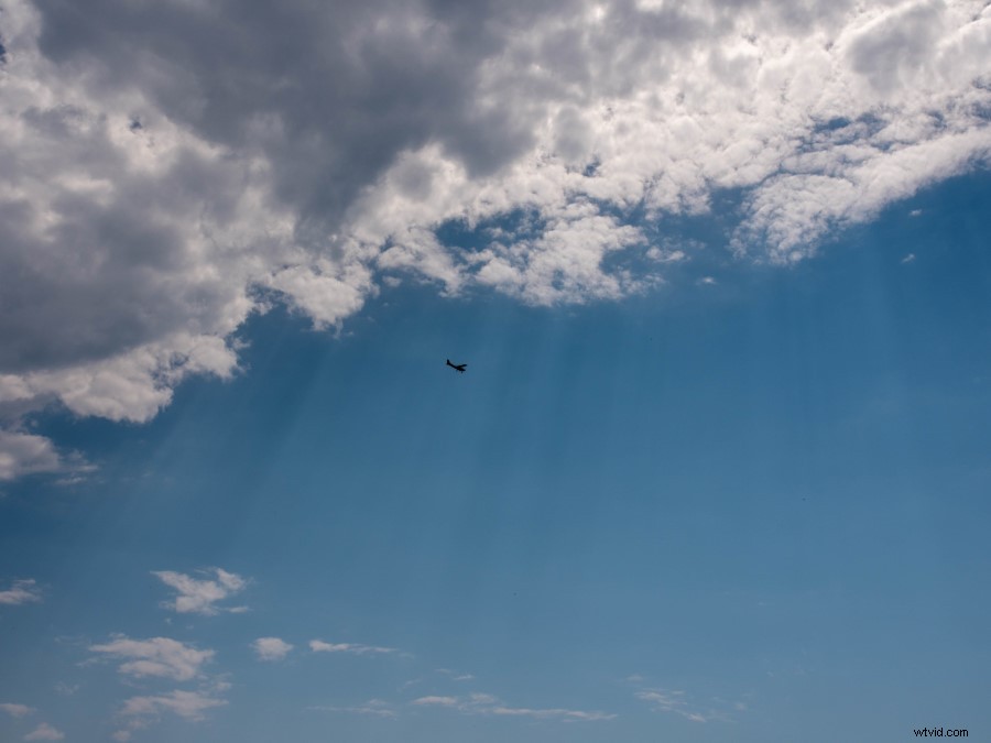 Panasonic Lumix 12-35mm f/2.8 II vs Sigma 18-35mm f/1.8 Art: Ultimate Buying Guide