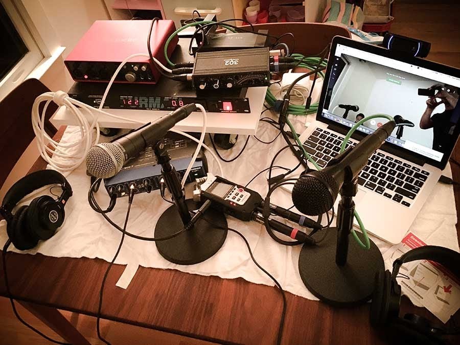 Master Double-Ender Recording: Flawless Remote Podcast Interviews