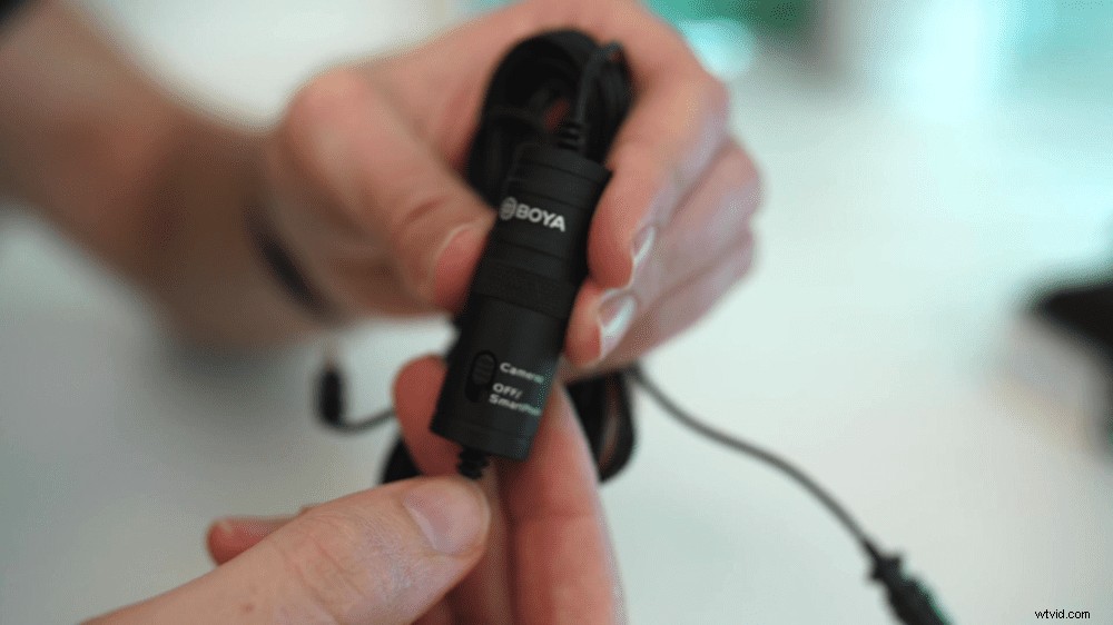 Why This $15 Clip-On Microphone Delivers Pro-Level Audio for YouTube & Podcasts