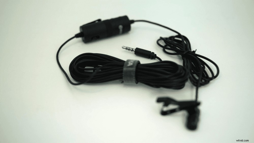 Why This $15 Clip-On Microphone Delivers Pro-Level Audio for YouTube & Podcasts