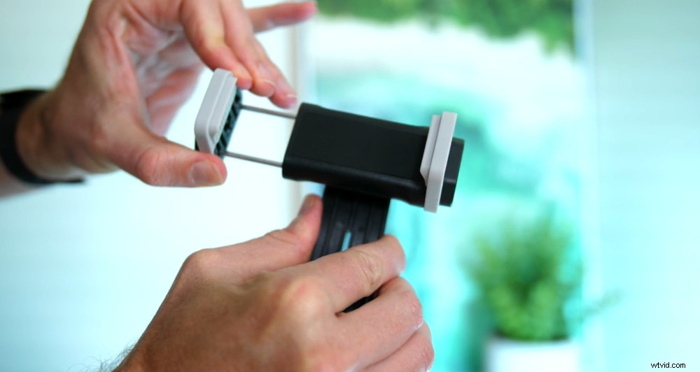 Top Budget Smartphone Accessories for Video: Tested for iPhone & Android