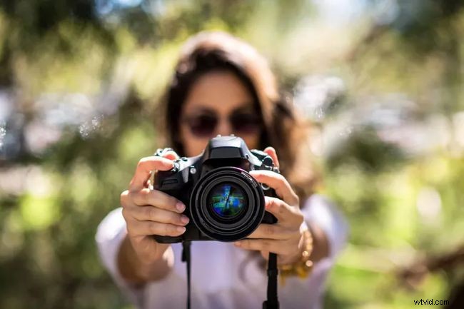 What is a DSLR Camera? Essential Guide for Beginners