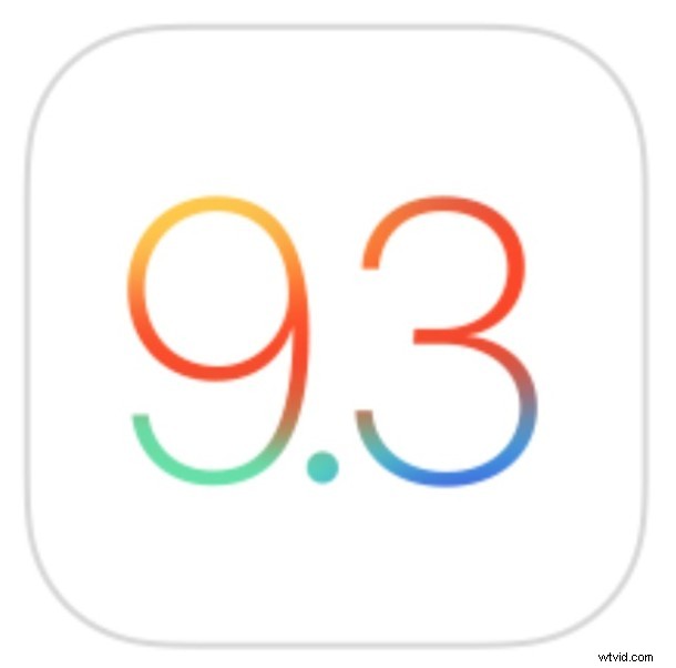 Apple Releases iOS 9.3 Beta 1: Night Shift, Password-Protected Notes & Multi-User Education Logins