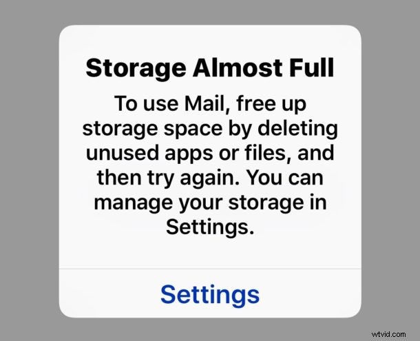 iOS Mail Blocks Access on Full iPhone Storage: Causes and Quick Fixes