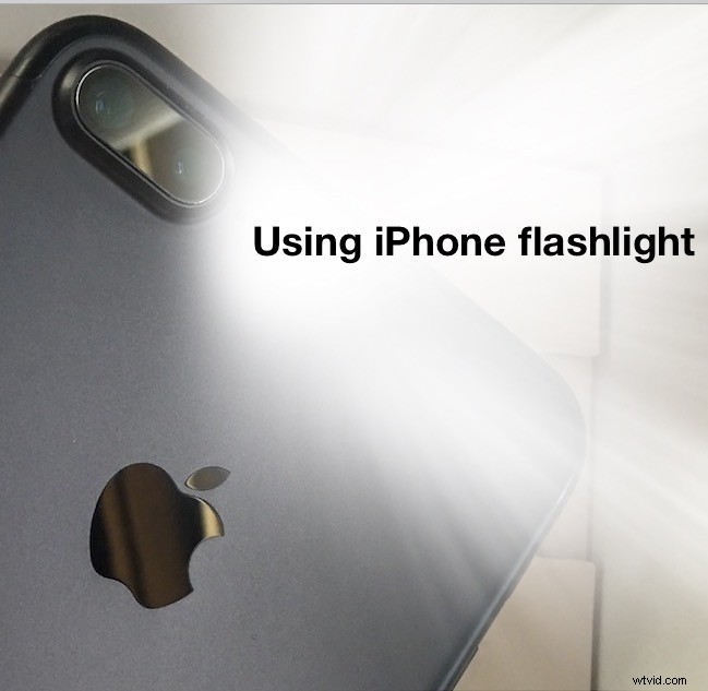 How to Use and Adjust Brightness on Your iPhone Flashlight