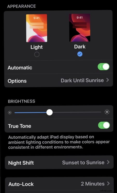 How to Enable Dark Mode on iPhone: Simple Step-by-Step Guide