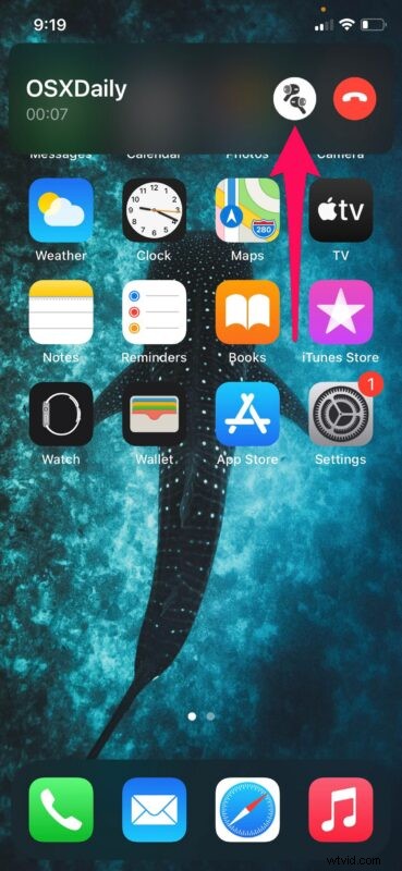 iPhone iOS 14: Enable Compact Call Interface to Minimize Incoming Call Disruptions