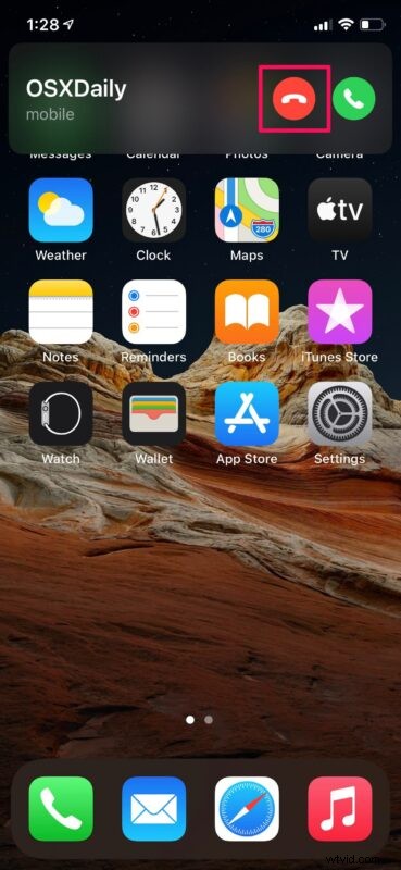 How to Easily Decline Incoming Calls on iPhone: Quick Guide