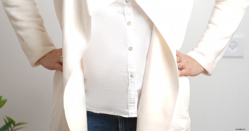 How to Flawlessly Iron Clothes and Remove Wrinkles in Photoshop