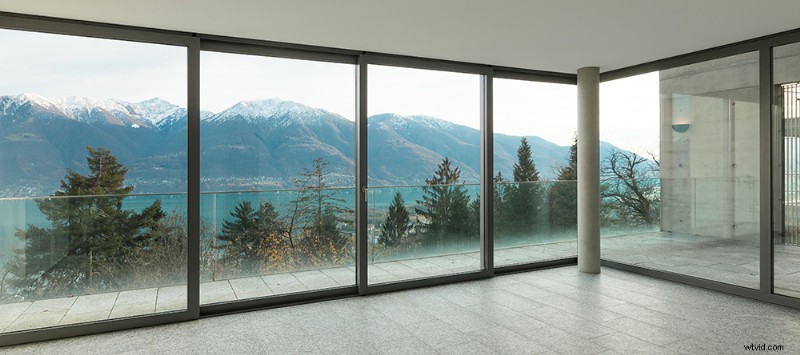 6 Essential Factors for Choosing the Perfect Green Screen Background