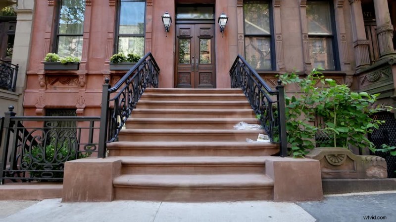 Essential Establishing Shots: Perfectly Set the Scene for Your Film