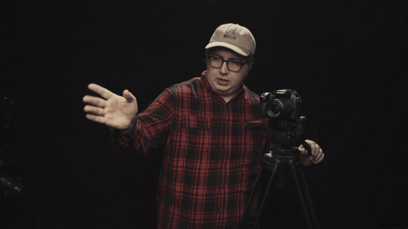 Master Pan, Tilt, and Zoom: Essential Camera Movements for Video Success