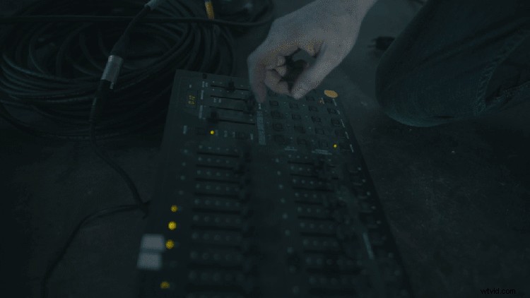 Master Minimal On-Set Lighting: Streamline Setup for Every Shot – Video Breakdown