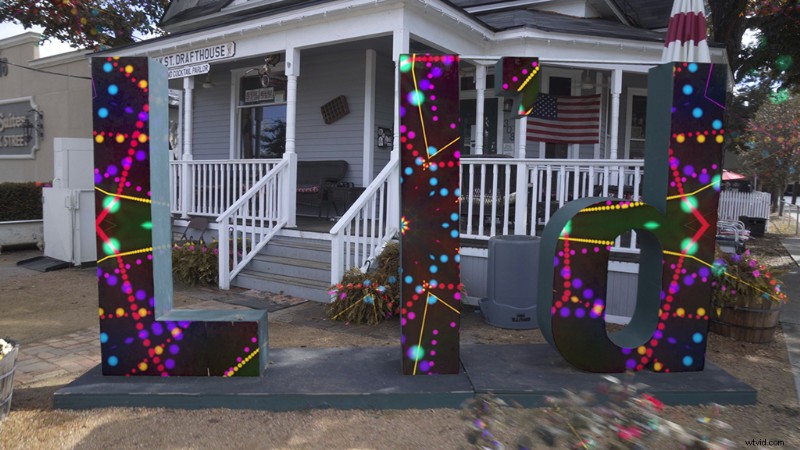 4 Expert Blending Techniques to Transform Ordinary Footage into Visual Spectacles