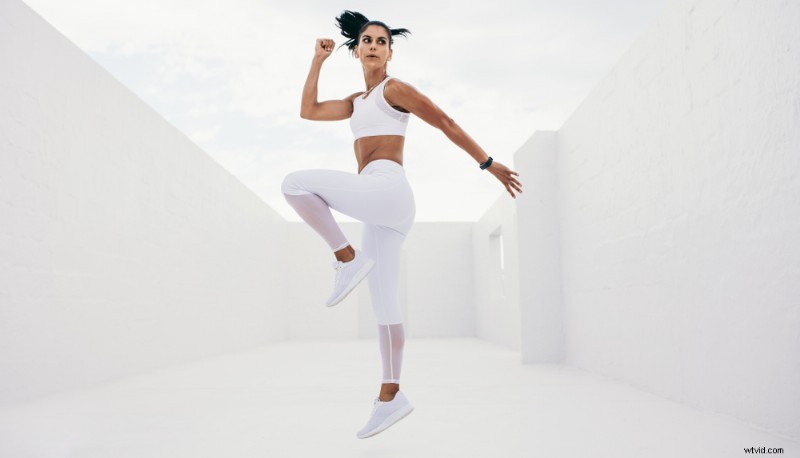 10 Expert Best Practices for Styling Your Photoshoot Solo