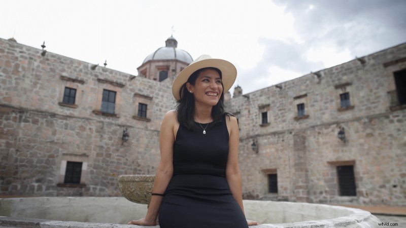 Celebrate Día de los Muertos: Illustrator Nahiely Velazquez Honors Mexican Culture in Shutterstock s Artist Series