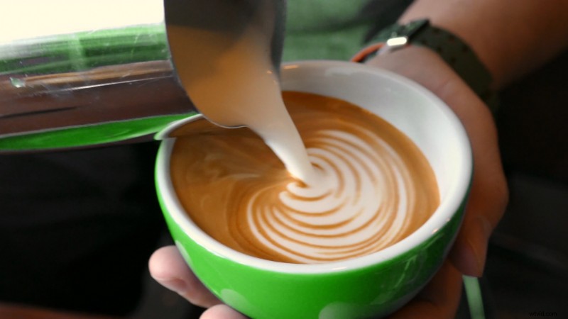 Premiere Pro Tutorial: How to Easily Change Colors in Footage – Step-by-Step Video Guide