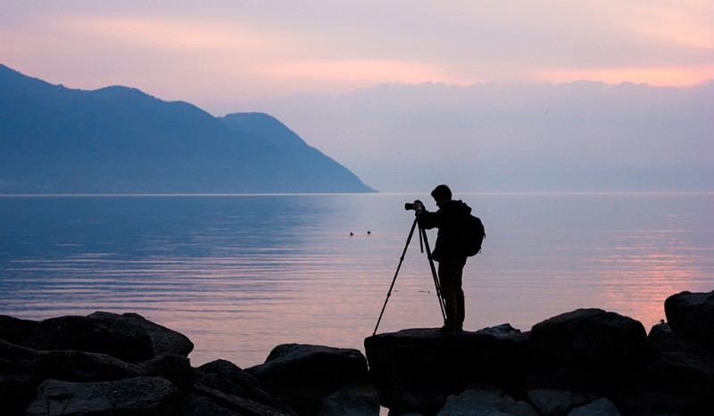Quick Start Guide: Create On-the-Go Documentaries with Expert Tips on Storytelling, Footage & Equipment