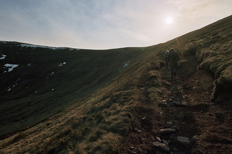 High-Contrast Scenes Without Extra Lights: Expose for Highlights or Shadows in Digital Filmmaking?