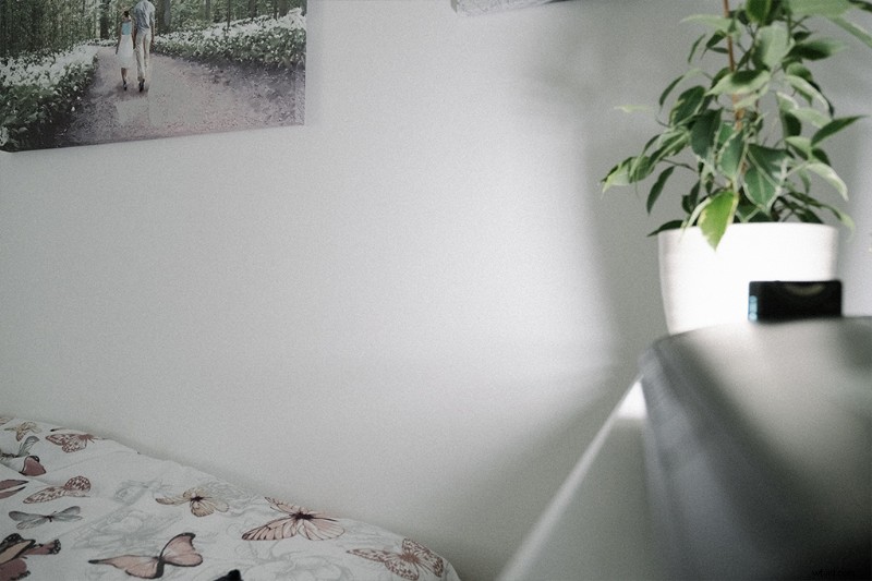 Elevate Video Lighting: Budget DIY Hacks Using Household Items Like Hangers & Foil