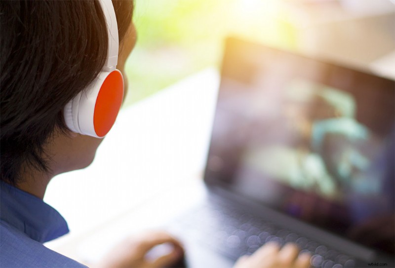 Strategies to Keep Social Media Content Fresh on Fast-Paced Platforms