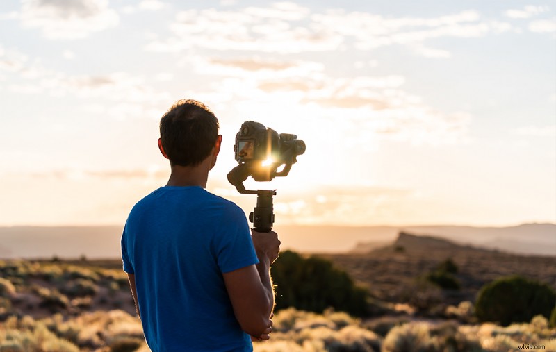 Autofocus in Filmmaking: Pros, Cons, and When to Choose It Over Manual Focus