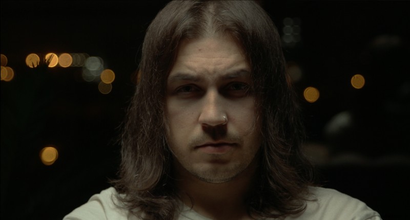 Master Eerie Horror Lighting: Create Ominous Atmospheres with Just One Light