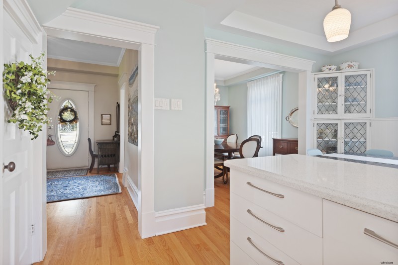 Master Real Estate Photography: Pro Tips for Stunning Property Photos