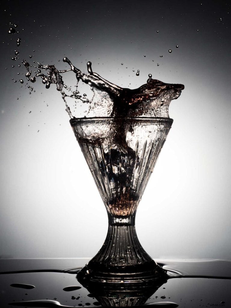 Freeze Motion Like a Pro: Master Flash Techniques in Photography