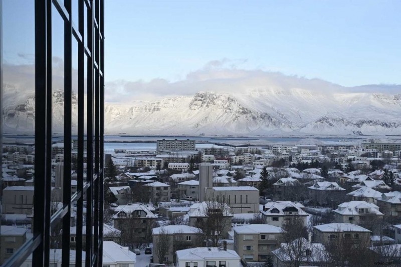 Master Reflection Photography: Expert Tips for Stunning, Creative Shots