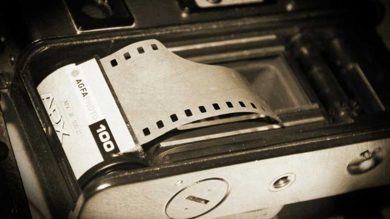 What Is Medium Format Photography? A Clear Guide to Sizes, Benefits & Comparisons