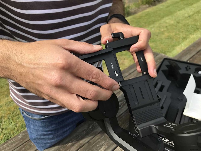 Step-by-Step Guide: Perfectly Balance Your Camera on the Gudsen Moza Air 2 Gimbal