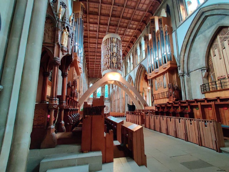 Master the OnePlus 7 Pro Super Wide-Angle Lens: Expert Tips & Tricks