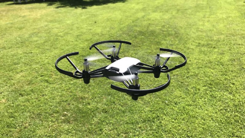 Master Your First Drone Flight: Beginner s Guide to Safe and Successful Takeoff