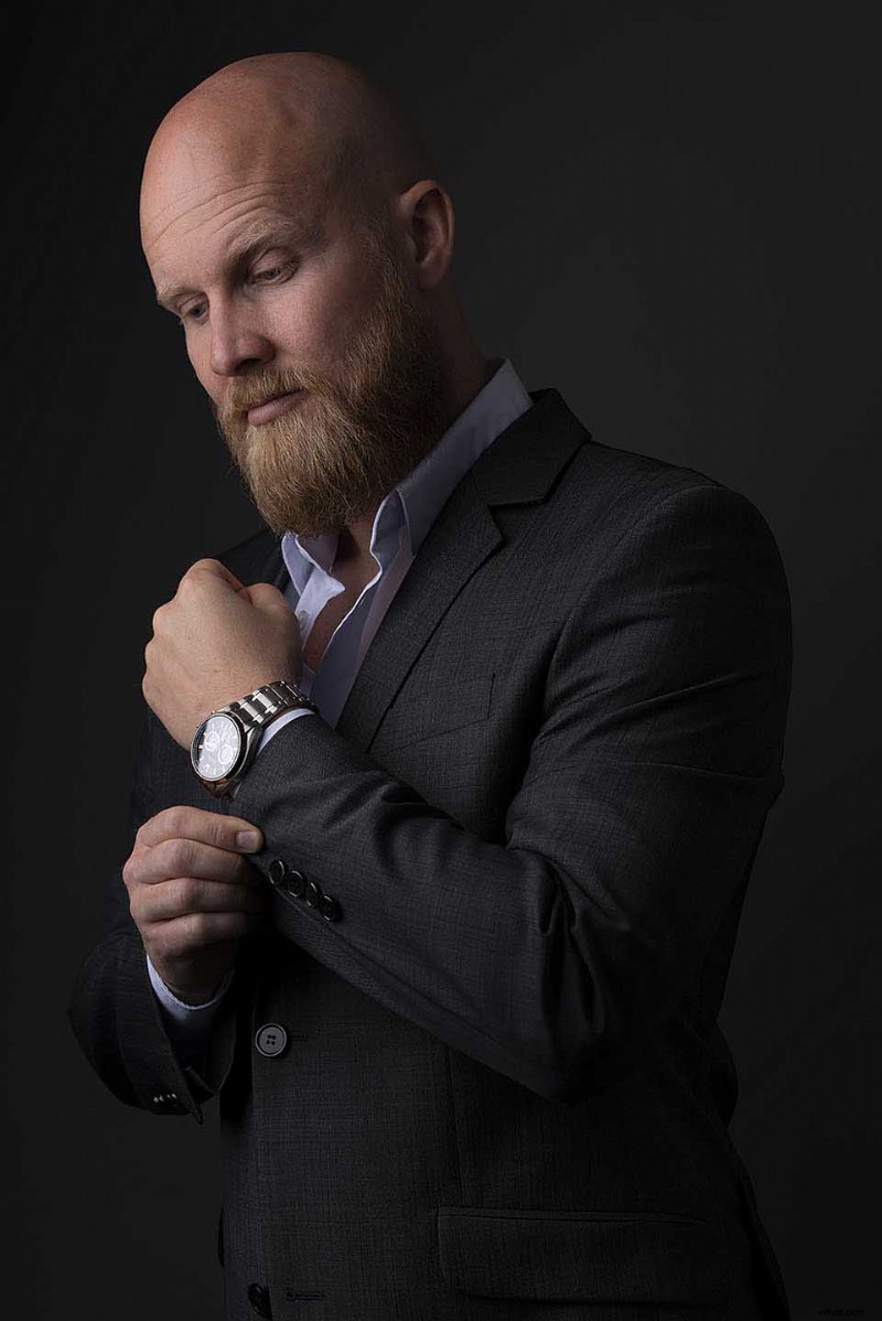 Master 5 Stunning Portrait Looks with Just One Light